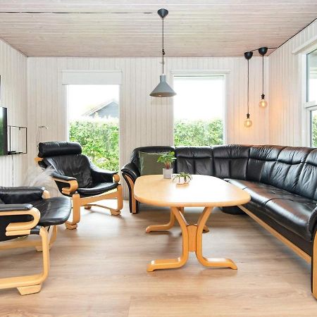 9 Person Holiday Home In Juelsminde Sonderby  Bagian luar foto