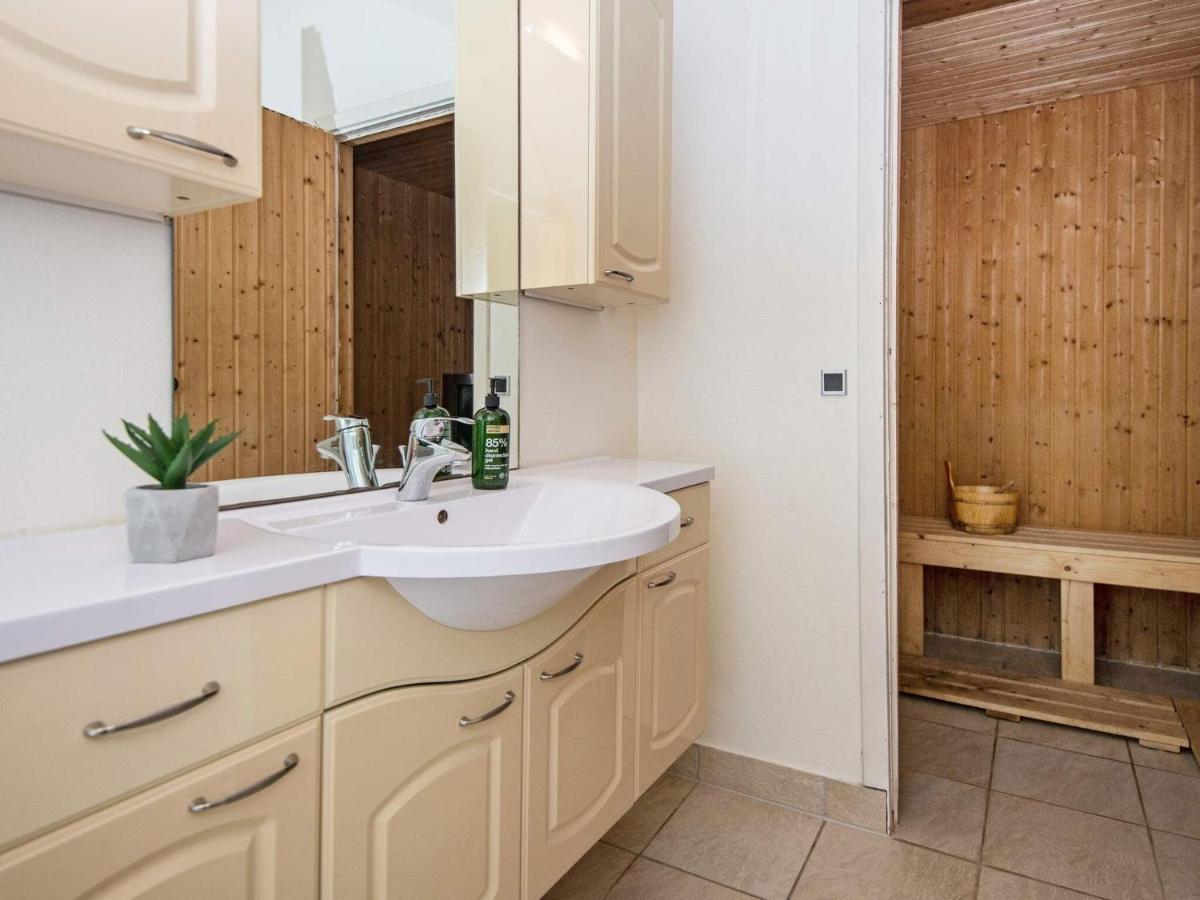 9 Person Holiday Home In Juelsminde Sonderby  Bagian luar foto