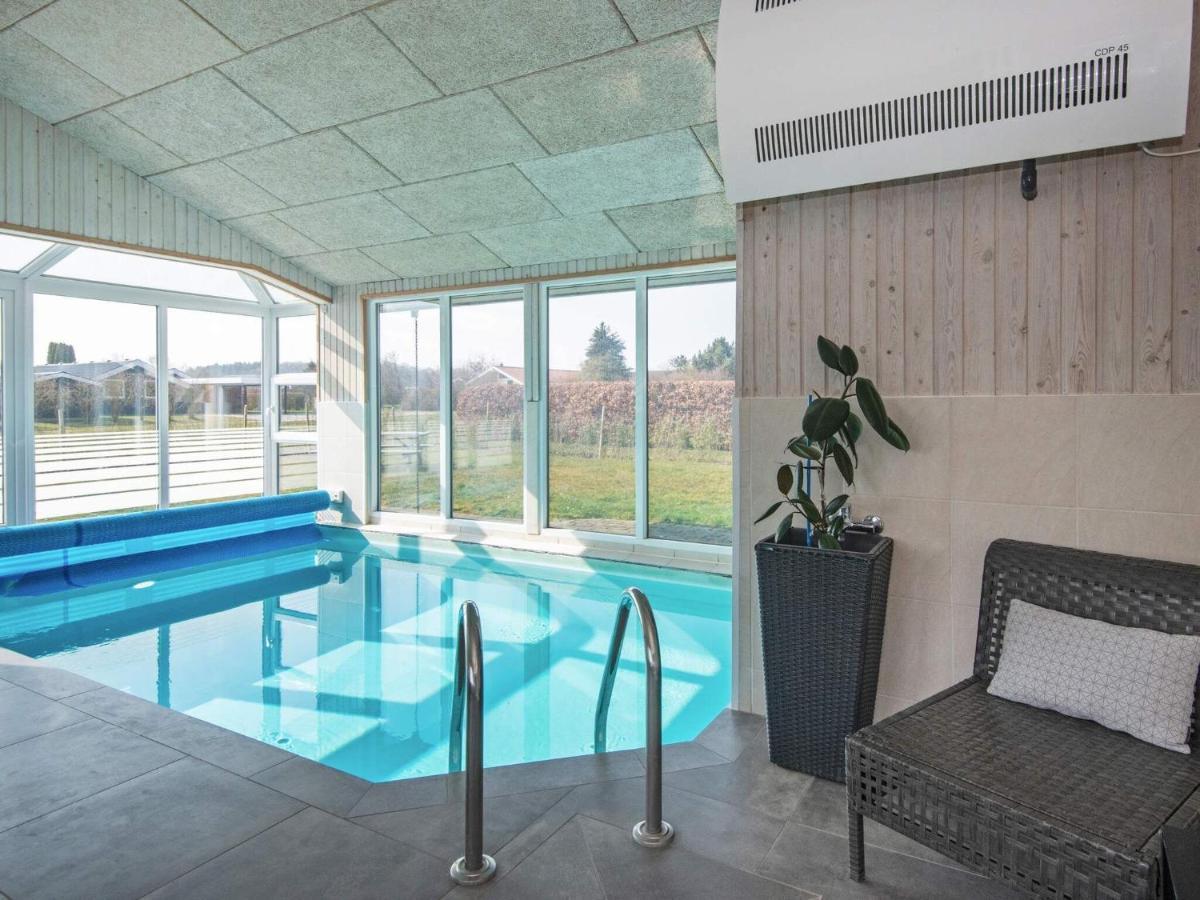 9 Person Holiday Home In Juelsminde Sonderby  Bagian luar foto
