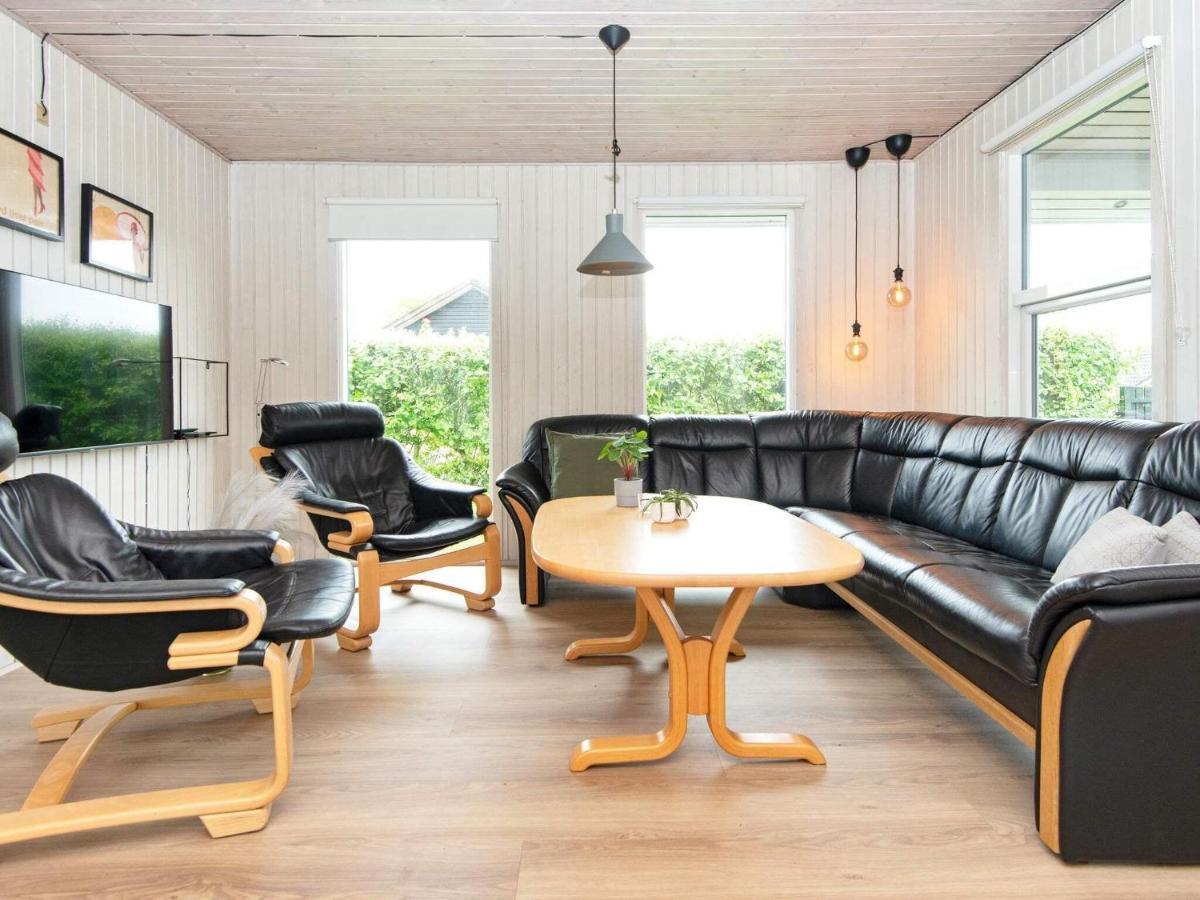 9 Person Holiday Home In Juelsminde Sonderby  Bagian luar foto