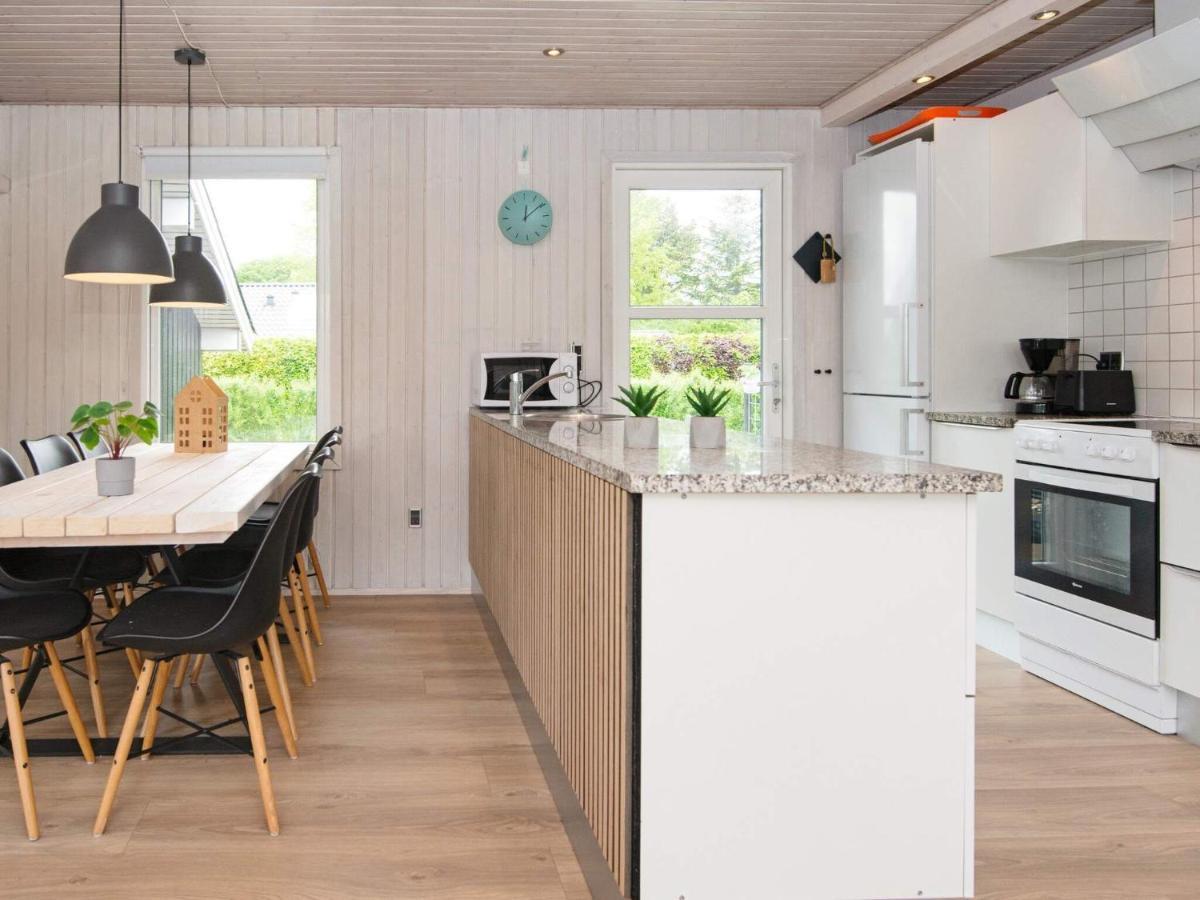 9 Person Holiday Home In Juelsminde Sonderby  Bagian luar foto