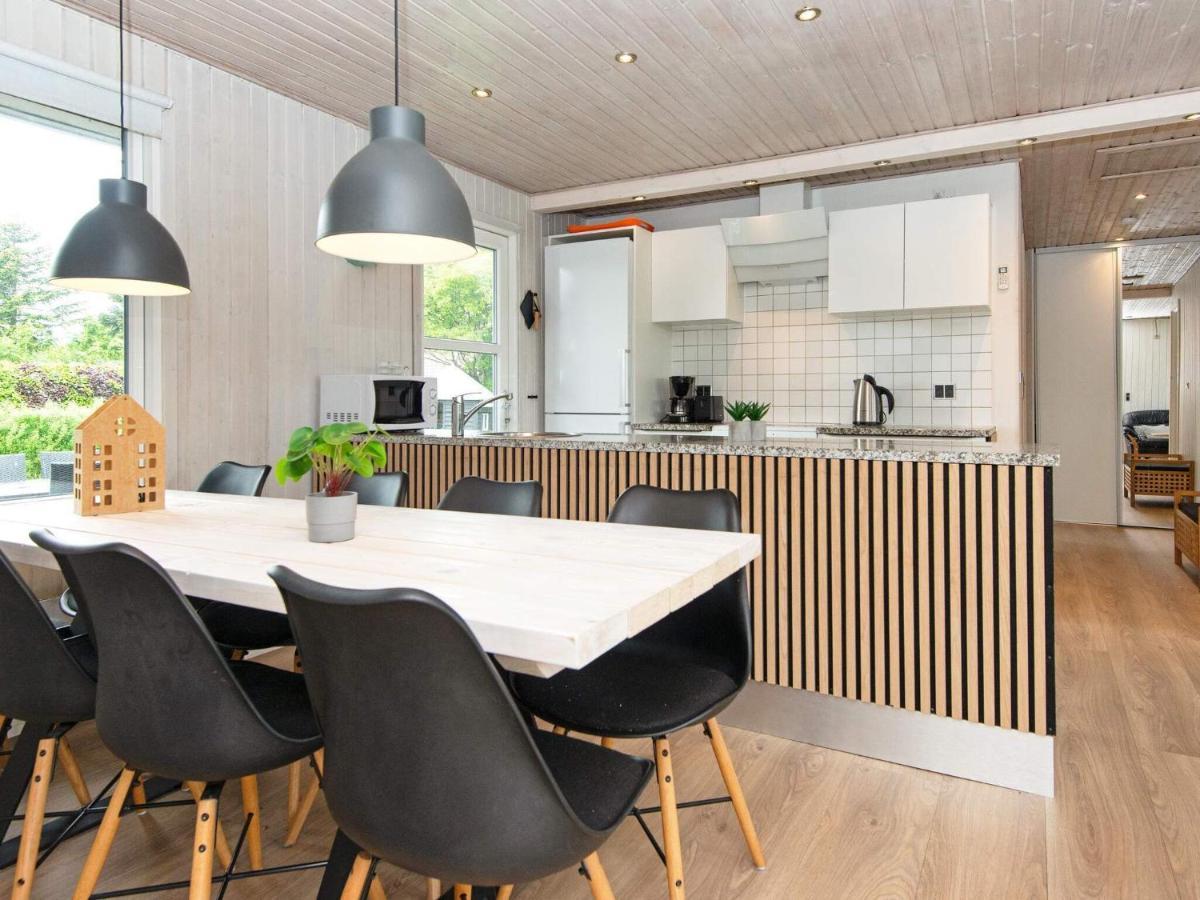 9 Person Holiday Home In Juelsminde Sonderby  Bagian luar foto